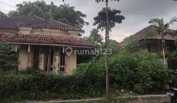 Rumah Lama Butuh Renovasi Hitung Tanah SHM di Sayap Riau, Bandung 2