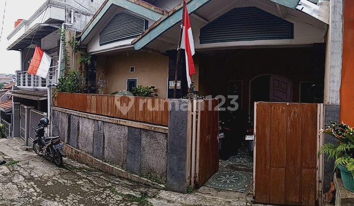 SHM Ready-to-Live House Near Gadobangkong Station, Permata Cimahi Complex 2