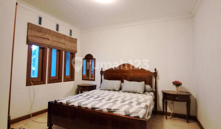 Cheap! Beautiful ready-to-occupy house in Batununggal Indah Estate, Bandung 2