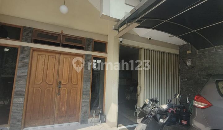 Nice, Cheap, Strategic House in Elite Favorite Area Batununggal Bandung. 2