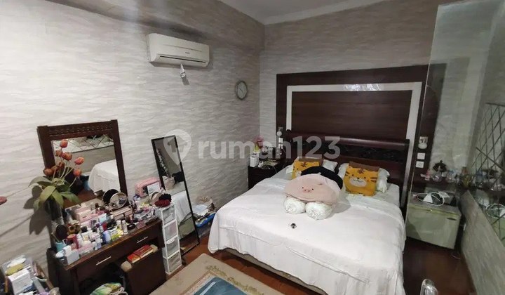 Best Price! Rumah Lux, Cantik, Strategis di Turangga Bandung 2