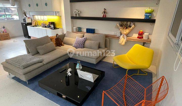 Rumah Baru Desain Futuristik Full Furnished Cisitu Dago Bandung  2