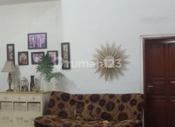 Rumah dan Kosan strategis Dekat Alun-Alun kota Bandung