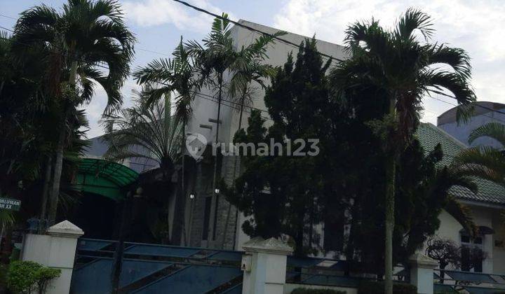 Rumah Besar Dalam Cluster Istana Kawaluyaan Soetta Bandung 2