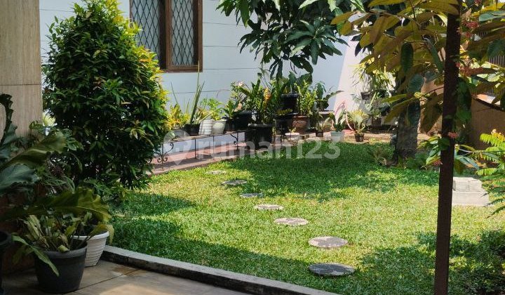 Rumah Terawat Siap Huni Di Turangga Dekat Buahbatu Bandung Rumah Terawat Siap Huni Di Turangga Dekat Buahbatu Bandung