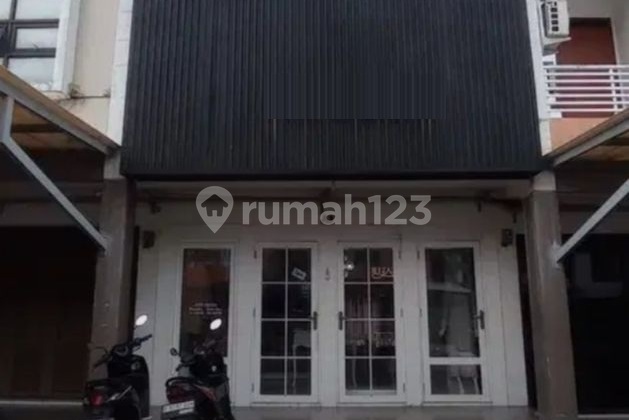 Ruko di komplek Puri Dago Antapani Bandung