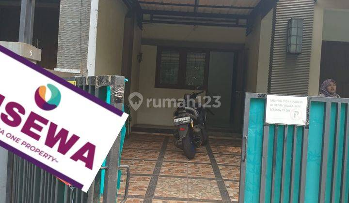 Disewakan Rumah Cantik 2 Lantai, Semi Furnished Dengan Kondisi Lingkungan Yang Aman Dan Nyaman di Perumahan Grand Wisata, Tambun Selatan. Bekasi 2