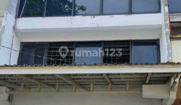 Ruko di Raya Pucang Anom, Surabaya 322 M Butuh Renovasi. Ime.a105
