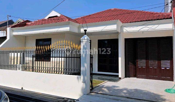 Di Rumah Kelampis Semolo Timur Surabaya Area Sukolilo Kota Surabaya  Kt 3+1 Km 2+1 Non Furnished Hgb Bagus Utara # Ron.a2077 1