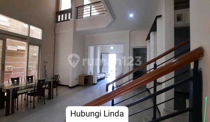 Rumah Dharmahusada Indah Timur Shm Bagus 2lt Murah. Aud.a035