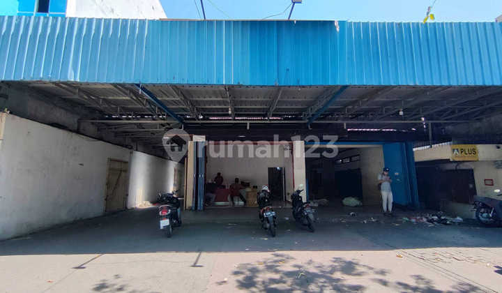 Ruang Usaha Arjuna Nol Jalan Raya Area Tidar Kedungdoro