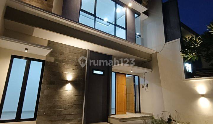  Rumah Baru 2LT Manyar Tengah Kota Lebar 8 Meter Manyar  2