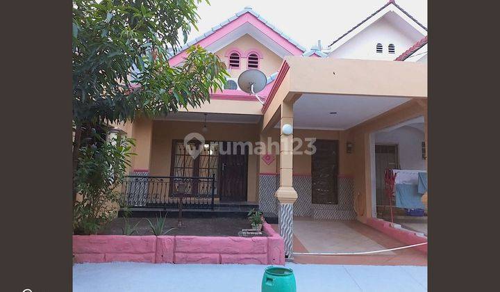 Rumah Sewa Luas Dan Aman Di Meadow Green Residence  1