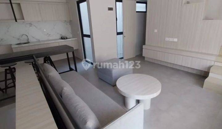 Rumah baru full furnished di Tabebuya 2