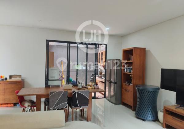 For Sale Discovery Aluvia House - Bintaro Jaya, South Tangerang 2