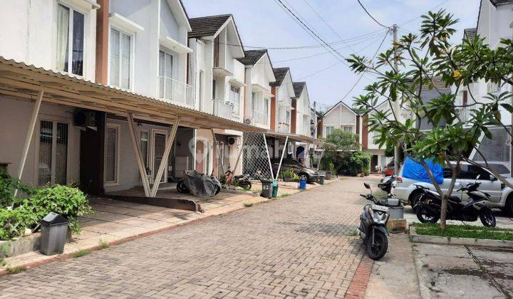 Town House Dekat Permata Bintaro 2 Lantai 2