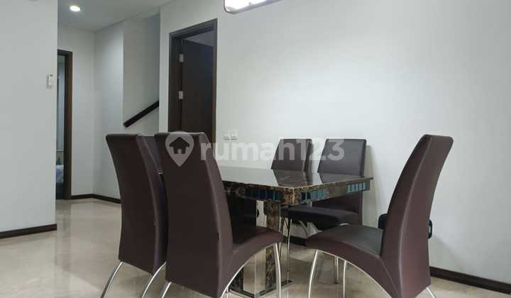 Rumah Sewa 4Kamar Tidur di Bsd Baru 2