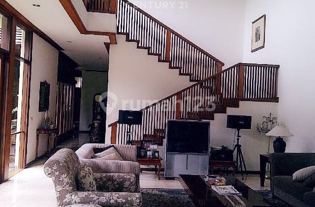 Rumah Mewah Nyaman 2 Lantai Strategis Di Jalan Dago Kota Bandung 2