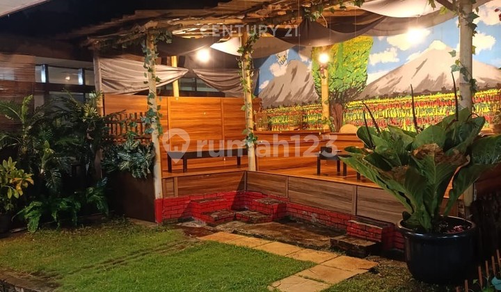 Ready-to-Use Shop House for Business in a Strategic Location in Riau Bandung 2