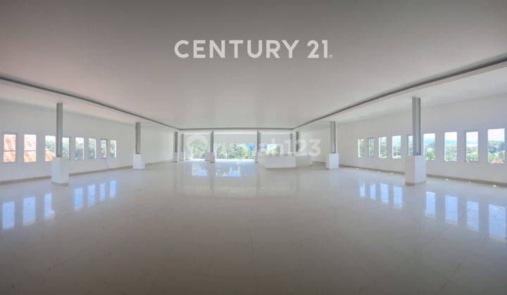 Gedung 3 Lantai Siyap Huni Jl Surapati Bandung 2
