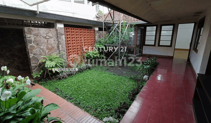 Rumah Untuk Tinggal Atau Usaha Strategis Di Citarum Kota Bandung