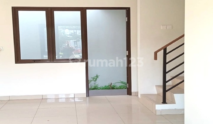 Burgundy 7 Premium Depan Taman Siap Huni Cash Only @Summarecon Bekasi Burgundy 7 Premium Depan Taman Siap Huni Cash Only @Summarecon Bekasi