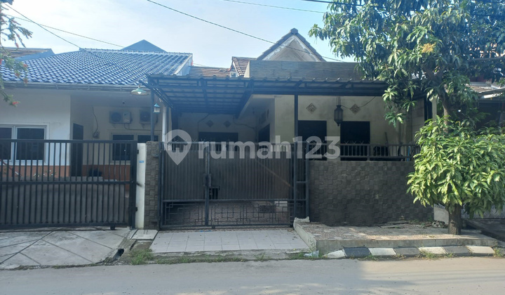 Termurah! Dijual Cepat Rumah Villa Mutiara Gading 2 Bekasi Pinggir Jalan Utama bisa Bangun Usaha, Harga Nego Sampai Deal