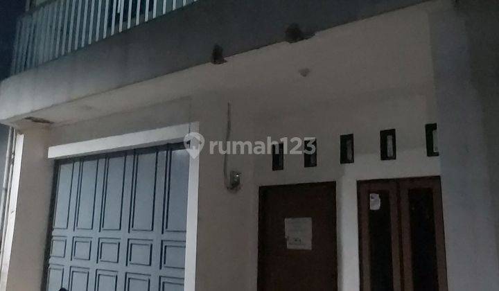 Rumah Kontrakan 2 Lantai Timur Bagus 1