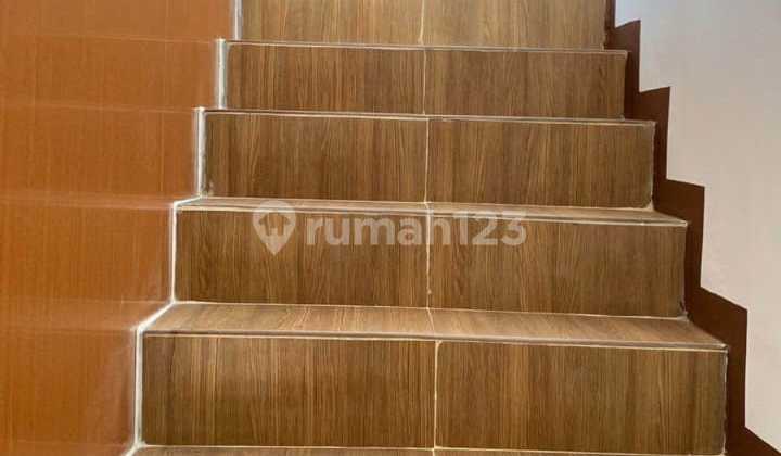 2nd Floor Commercial Space Wide Parking In West Denpasar Wn