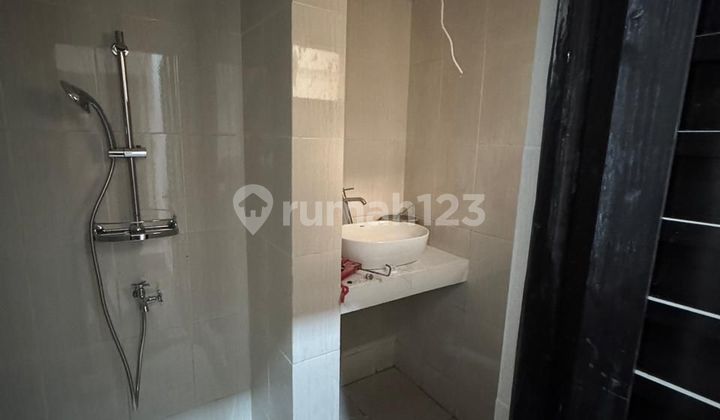 3-Bedroom House with Free AC, Rice Field View, Near Living World Mall