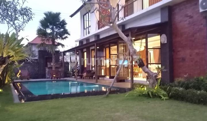 Ready-to-Occupy Villa Full Furnished Ricefield View Ubud Gianyar Bali