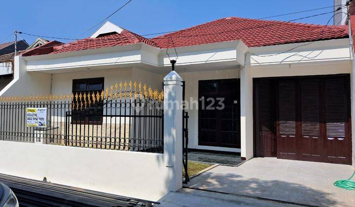 Dijual Rumah Siap Huni Klampis Semolowaru Harga Murah  1