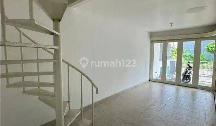 Dijual Rumah Pakuwon City Semi Furnished Siap Huni Modern Minimalis 2