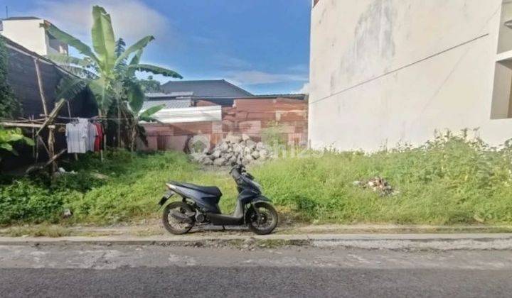 BARAT TUGU SELATAN MIROTA KAMPUS,PINGGIR JALAN  2