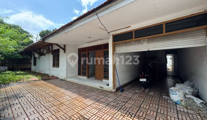 Jl. Bank Bangka Jakarta Selatan