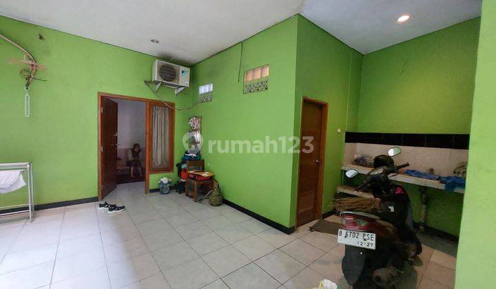 Dijual Rumah Kost Area Utan Kayu Pramuka 2