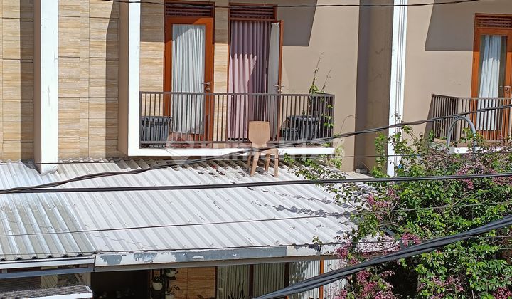 Rumah Asri Di Ciwaruga Bandung