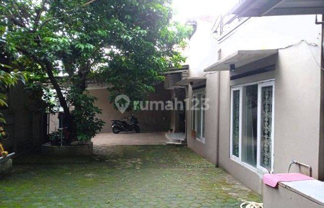 Rumah Halaman Luas Dan Nyaman Siap Huni Di Cirendeu  1