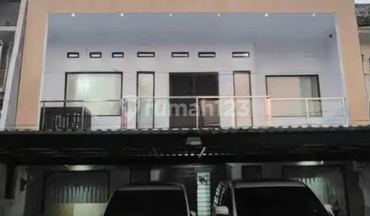 Rumah Bagus Bangunan Baru Nyaman Siap Huni di Cirendeu