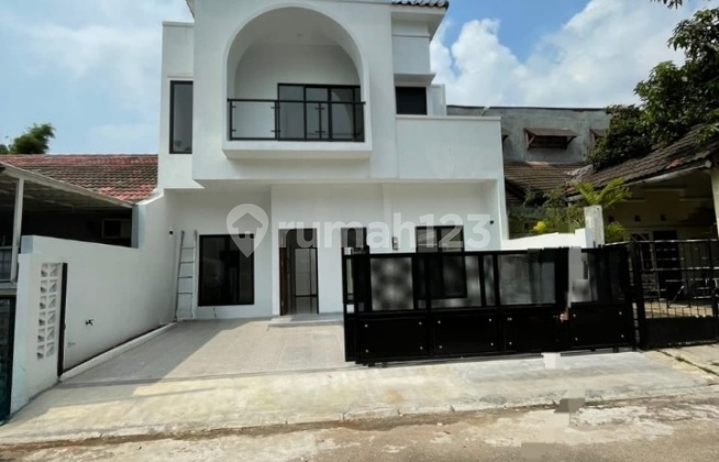 Rumah Cantik Siap Huni Strategis di B S D