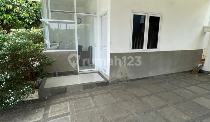 Comfortable Serene House Near Binus and Bsd Plaza in Bsd City