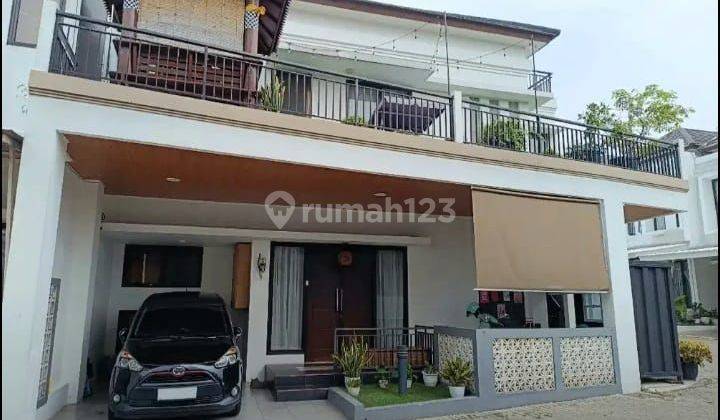 Rumah Asri  hoek Menyenangkan Strategis di Kawasan Bintaro 1