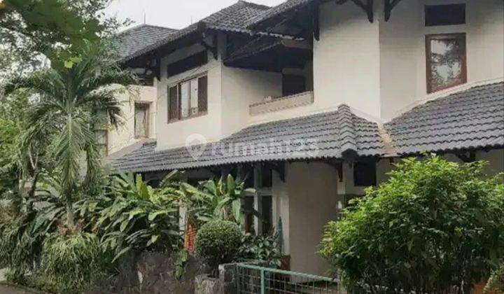 Dijual Rumah 2 lantai Lingkungan Asri Siap Huni di Bintaro 1