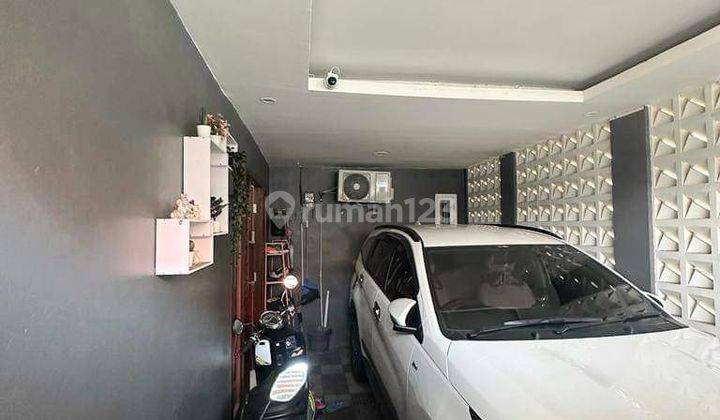 Rumah 2 Lantai  Furnish Siap Huni di Ciledug 2