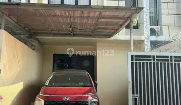 Rumah Full Furnished Strategis di Kawasan Bintaro Ciputat 1