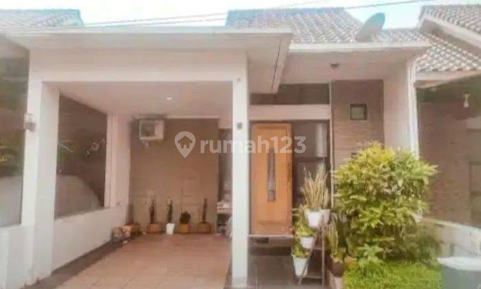 Homie House Siap Huni Strategis di Serua Ciputat 1