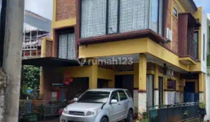 Rumah Hoek Cantik Nyaman Siap Huni di Cirendeu 1