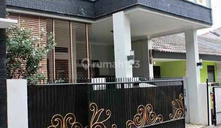 Rumah Dijual Cepat Nyaman Siap Huni di Kawasan Bintaro  1