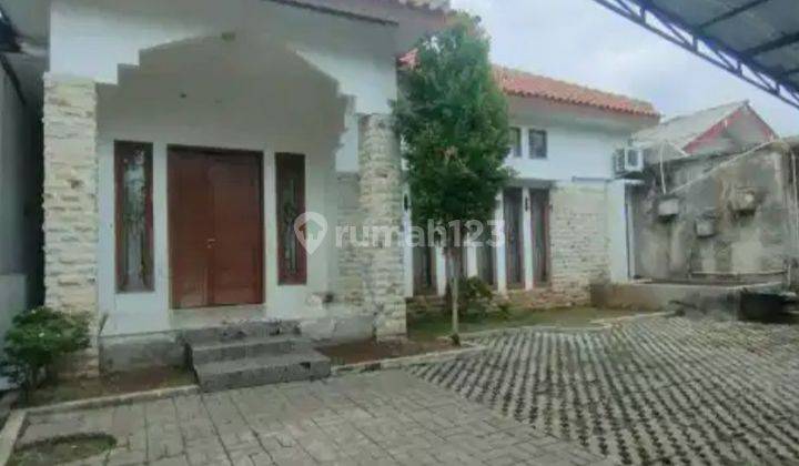 Rumah/Vila Cantik Dijual Cepat Siap Huni di Depok  1