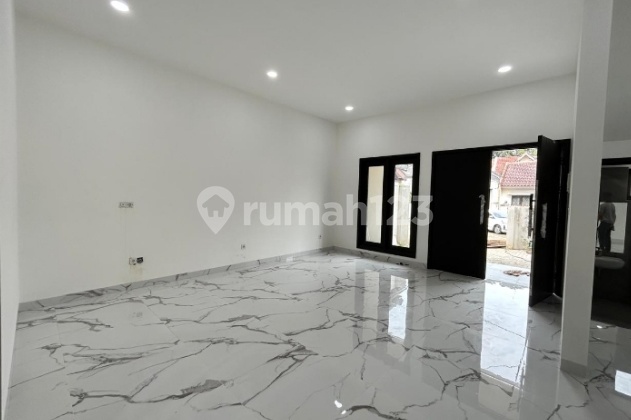 Rumah Cantik Siap Huni Strategis Tol dan Sta Kereta di B S D 2